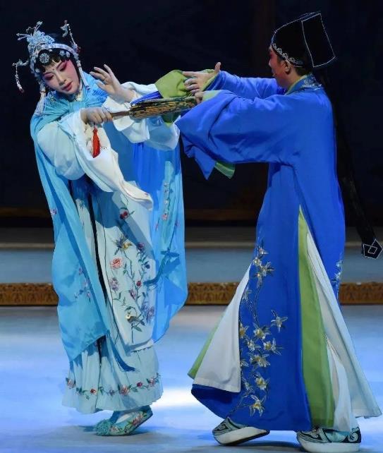莆仙戏《踏伞行》